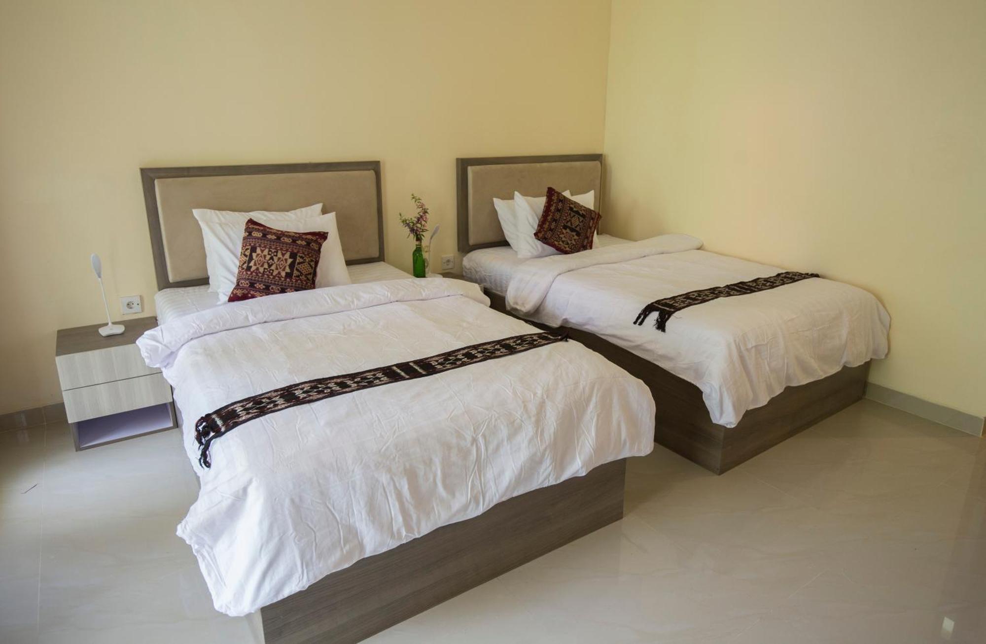 Ara Garden Inn, Accommodation, Yoga Studio & Spa Ruteng Zewnętrze zdjęcie